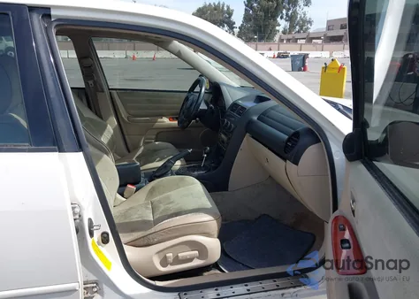 2001 Lexus Is 300 z USA, uszkodzony, nr VIN JTHBD182510020978